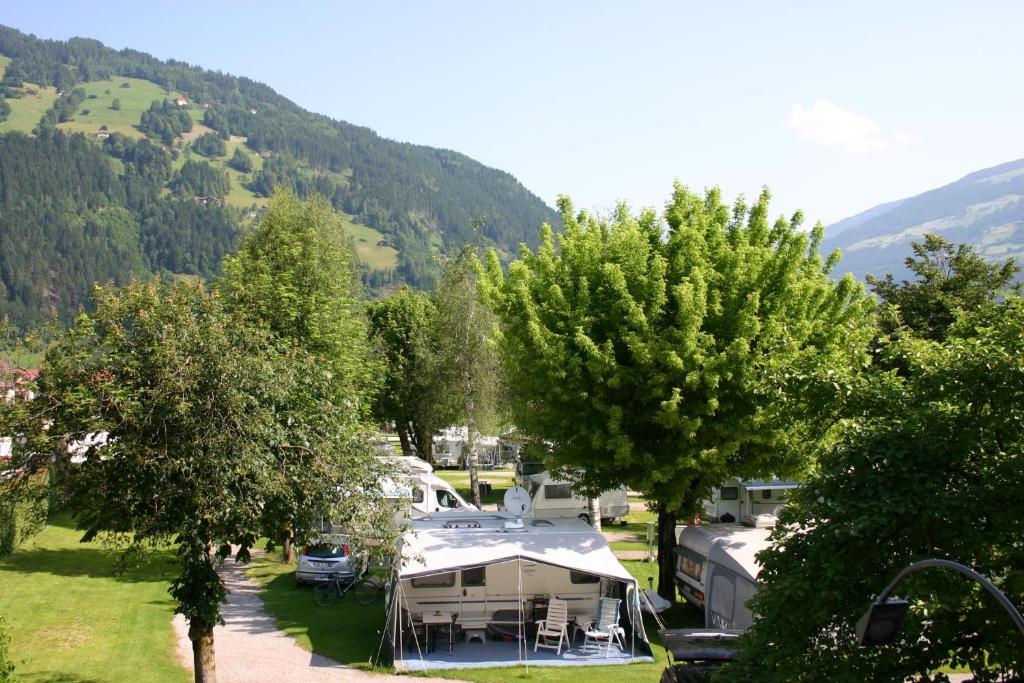Apparthaus & Chalets Hofer Цель-ам-Циллер Экстерьер фото